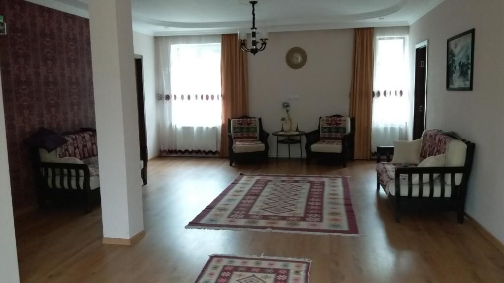 Гостевой дом Guest House Sandro Степанцминда